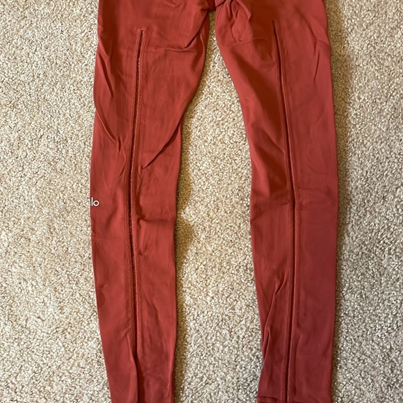 ALO Yoga Red Leggings - Picture 6 of 6